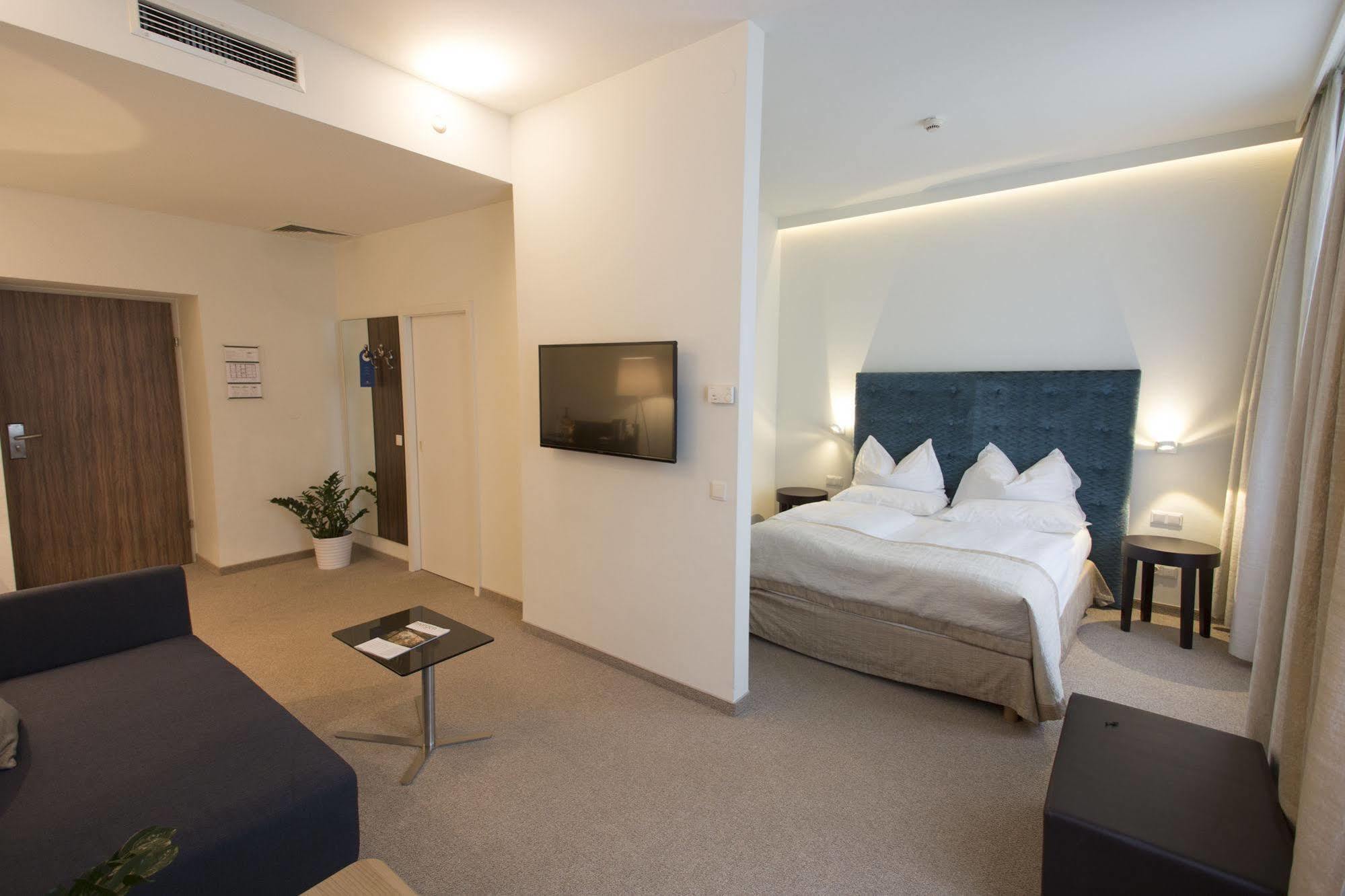 Starlight Suiten Hotel Renngasse Vienna Luaran gambar
